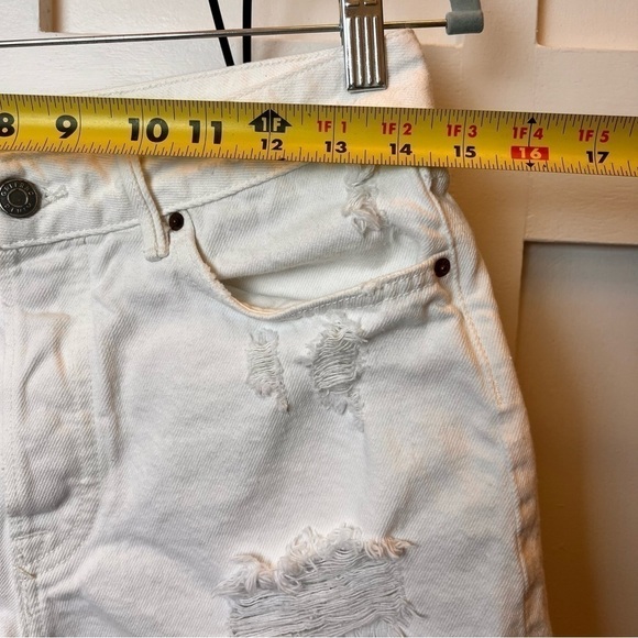 Grlfrnd Jean Short Womens 26 Jourdan White Ripped Distressed 90s Boho Girlfriend - Picture 6 of 13